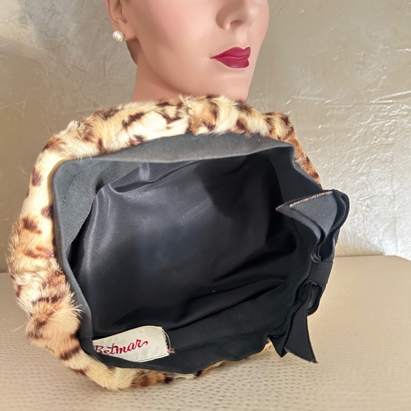 GENUINE 1940s\' LEOPARD FUR TAM WITH BLACK GROSGRAIN BAND & BOW main image 10